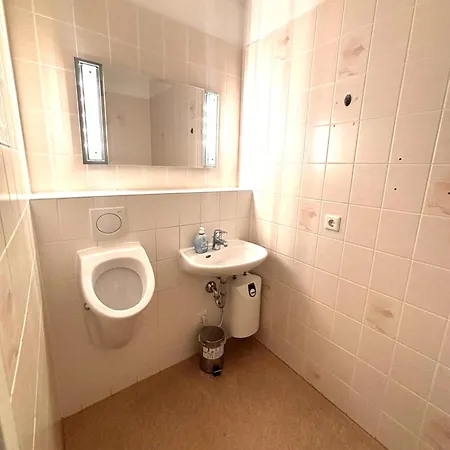 Markt Eins Salonwohnung *