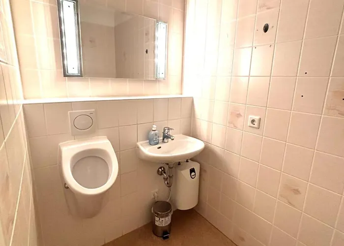 Markt Eins Salonwohnung *